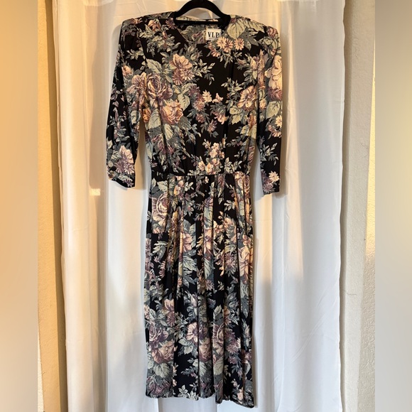 Vintage Dresses & Skirts - Vintage 90s Floral Midi Dress Union Made USA Size 8 Shoulder Pads